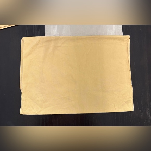 Bundle of 3 Louis Vuitton dust bags - Picture 4 of 6